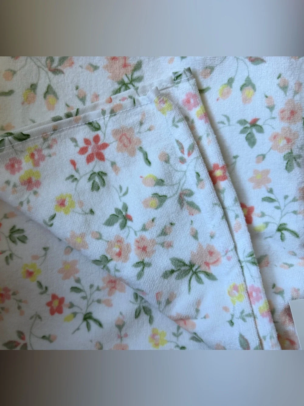 Laura Ashley ✨listing set